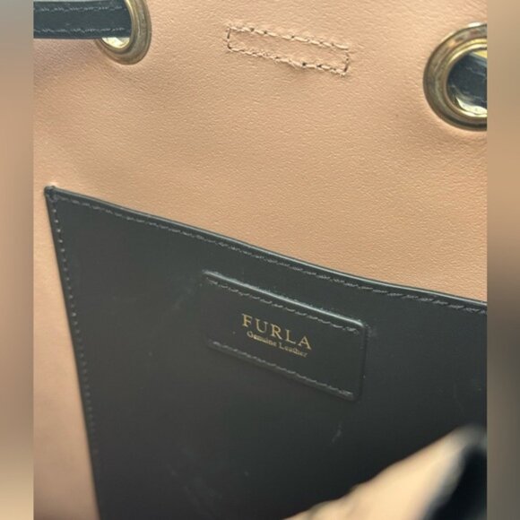 🆕 FURLA 🧿 NWOT Constanza Laser Cut Drawstring Bucket Bag, Black Leather - Picture 10 of 14